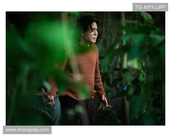 影帝的时光印记：崔岷植，不止于演技的传奇